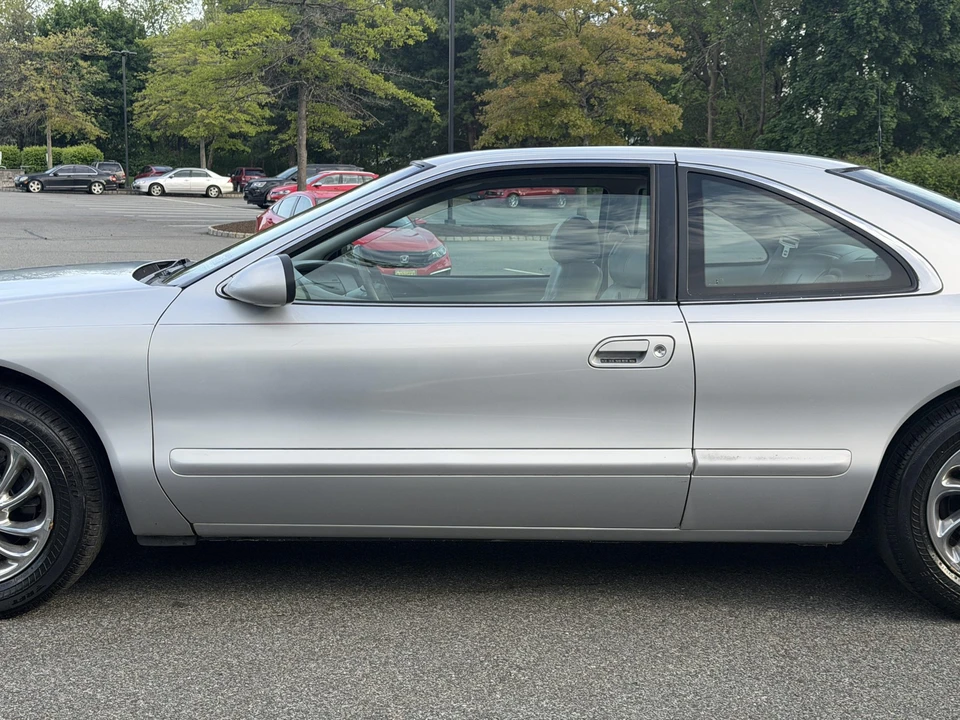 1998 Lincoln Continental Mark VIII - Image 27 of 31