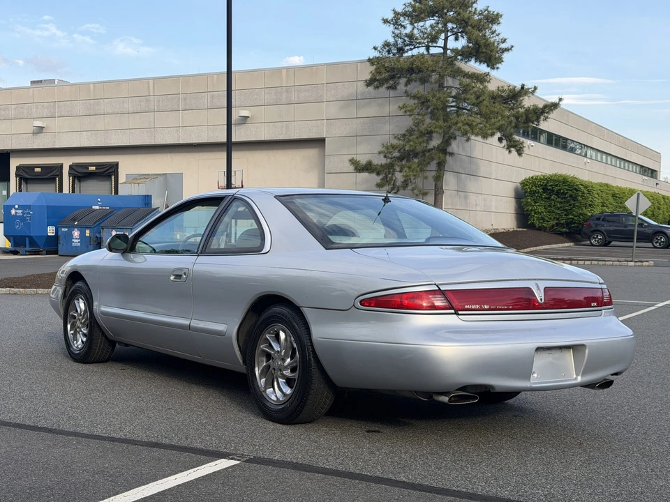 1998 Lincoln Continental Mark VIII - Image 16 of 31