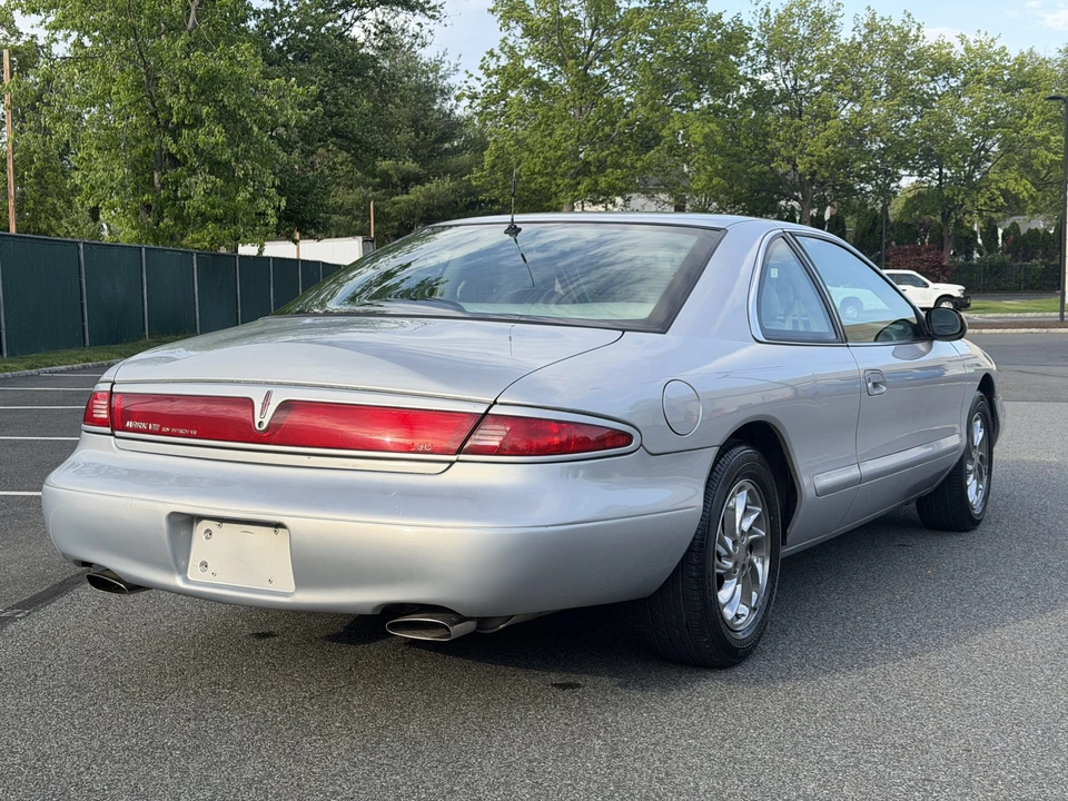 1998 Lincoln Continental Mark VIII - Image 13 of 31