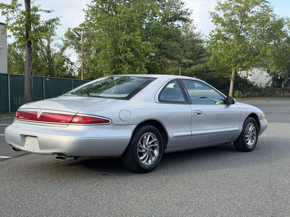 1998 Lincoln Continental Mark VIII - Image 12 of 31