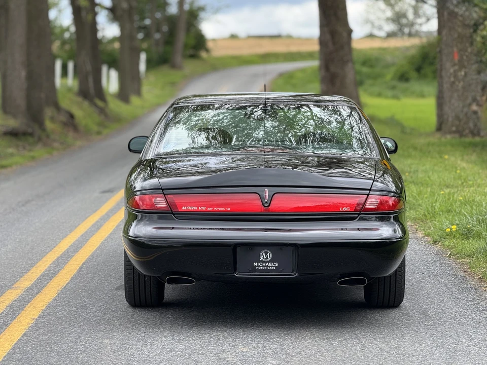 1998 Lincoln Continental Mark VIII - Image 12 of 31