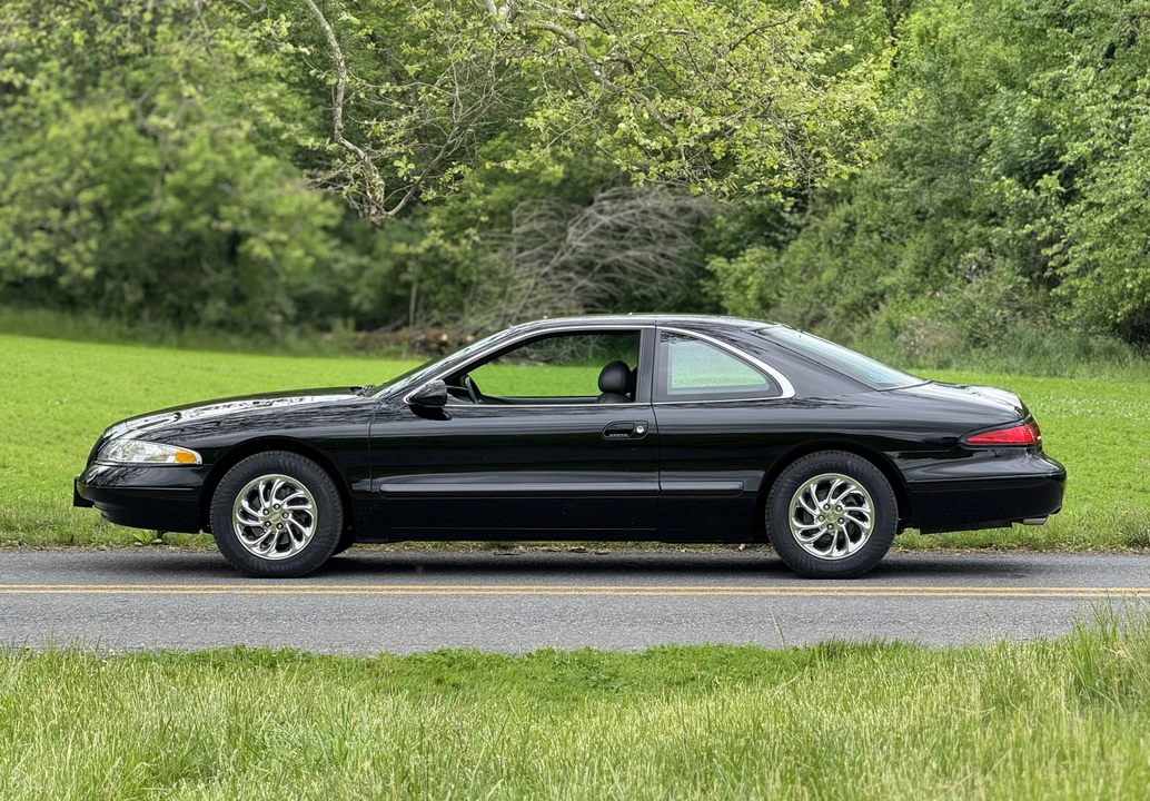 1998 Lincoln Continental Mark VIII - Image 18 of 31