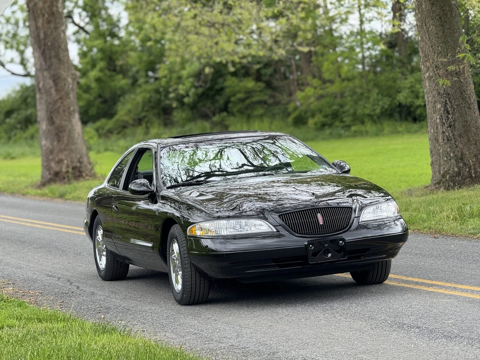 1998 Lincoln Continental Mark VIII - Image 5 of 31