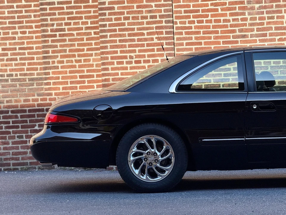 1998 Lincoln Continental Mark VIII - Image 27 of 31