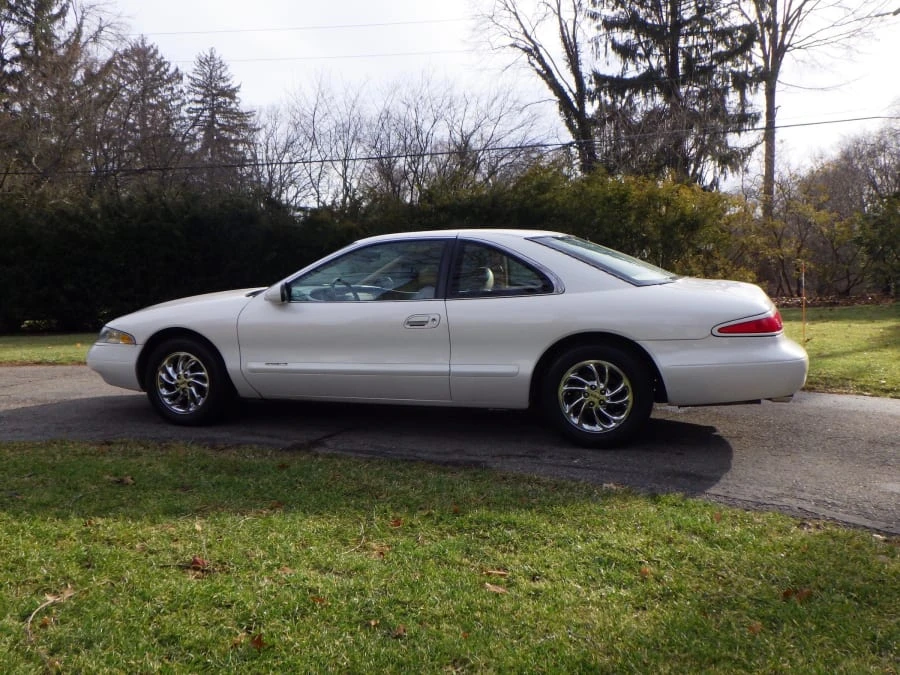 1998 Lincoln Continental Mark VIII - Image 2 of 11