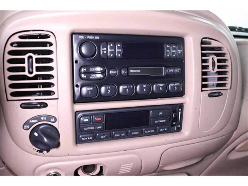 1998 Lincoln Navigator 1st Gen - Image 12 of 31