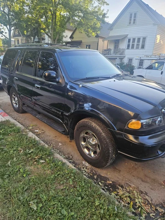 1998 Lincoln Navigator 1st Gen - Image 8 of 9