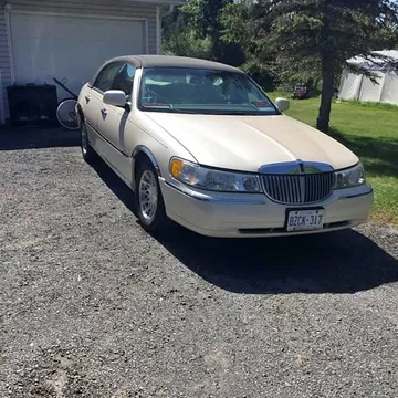 1998 Lincoln Town Car Cartier