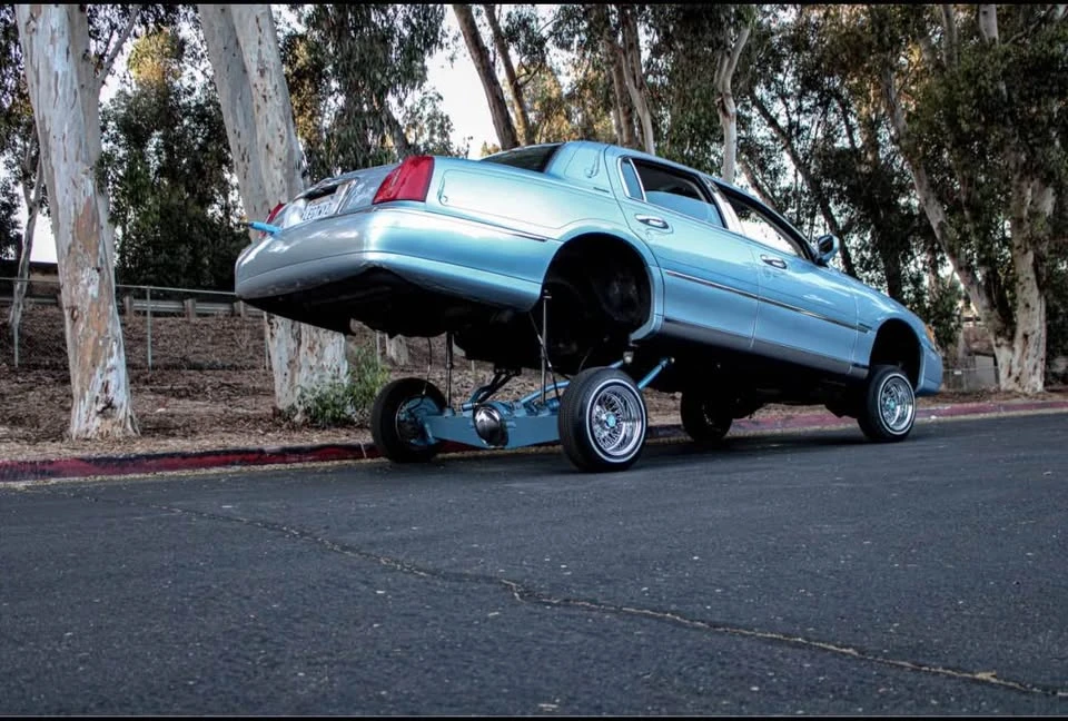 1998 Lincoln Town Car - Image 4 of 8