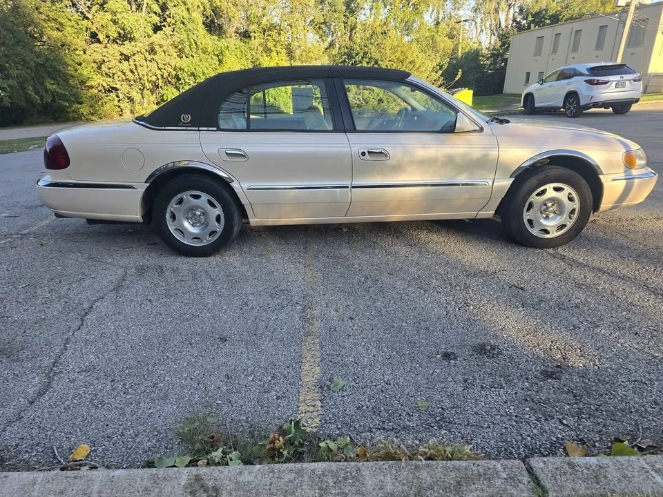 1998 Lincoln Continental 9th Gen - Image 3 of 20