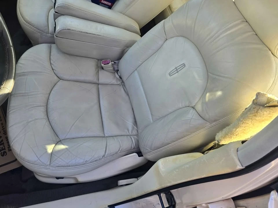 1998 Lincoln Continental 9th Gen - Image 19 of 20