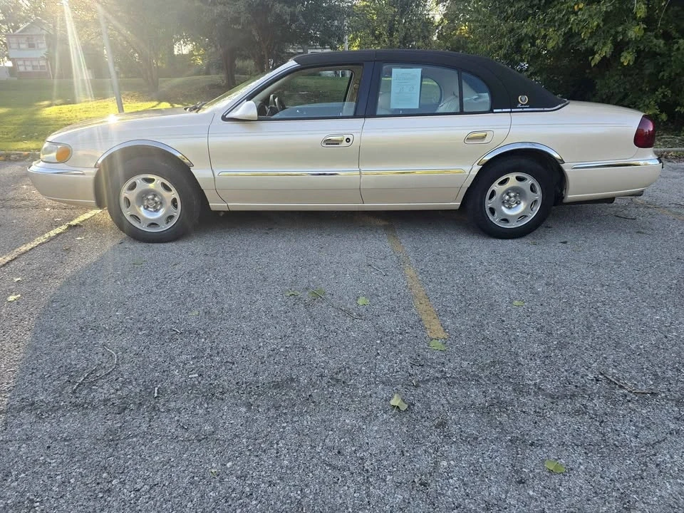 1998 Lincoln Continental 9th Gen - Image 7 of 20