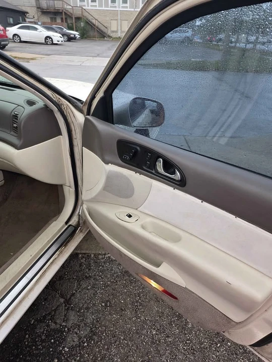 1998 Lincoln Continental 9th Gen - Image 4 of 13