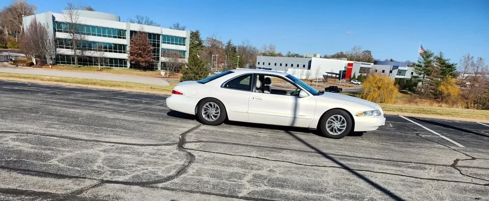1998 Lincoln Continental Mark VIII - Image 2 of 15