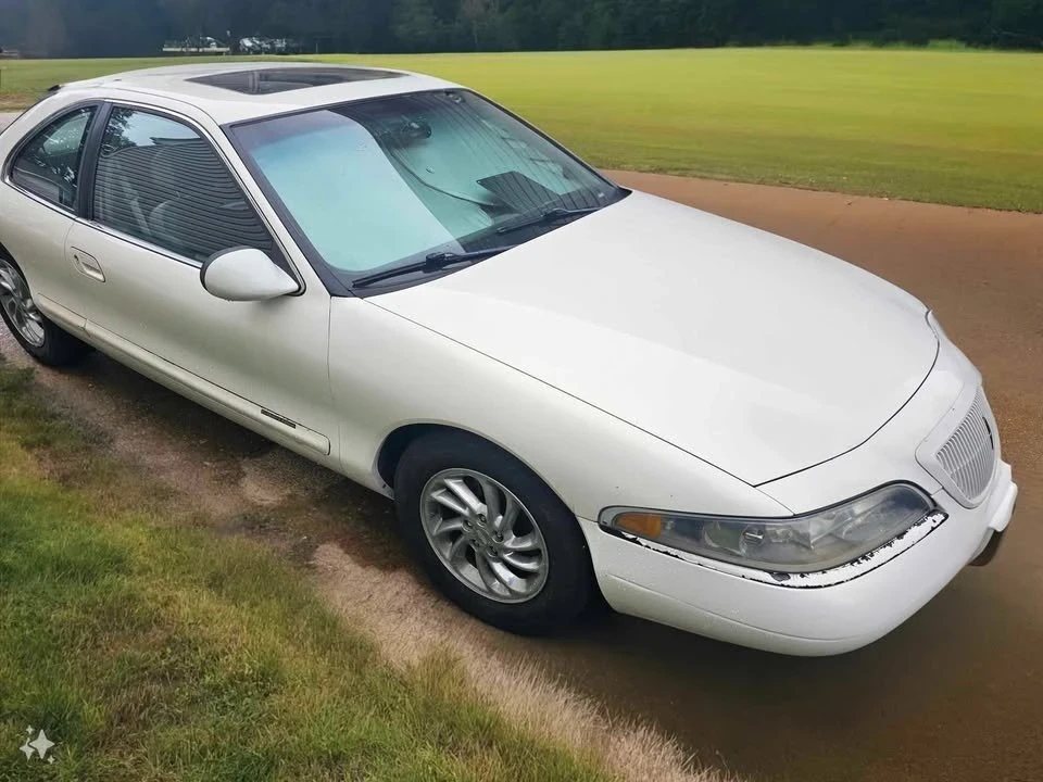 1998 Lincoln Continental Mark VIII - Image 5 of 15
