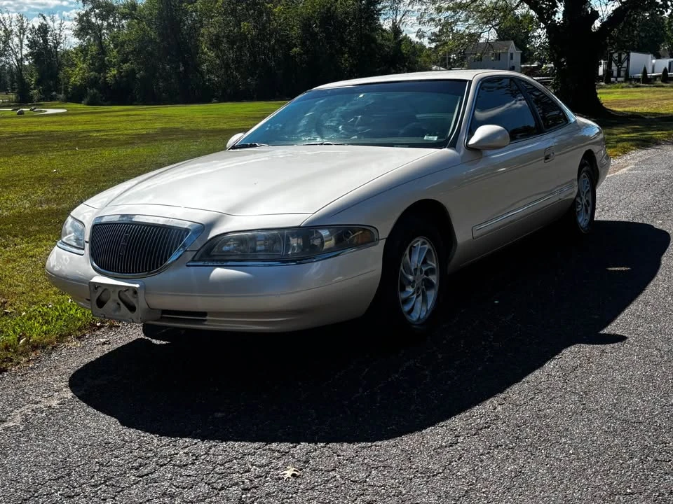 1998 Lincoln Continental Mark VIII - Image 2 of 20