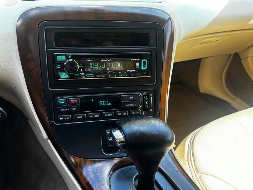 1998 Lincoln Continental Mark VIII - Image 18 of 20