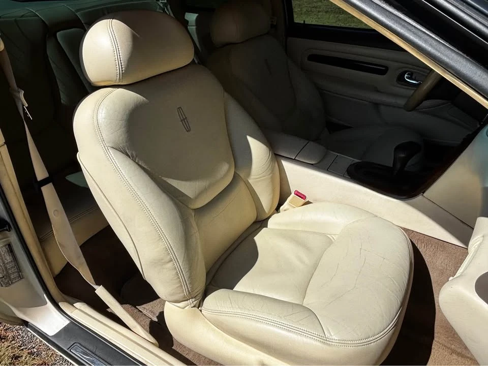 1998 Lincoln Continental Mark VIII - Image 11 of 20