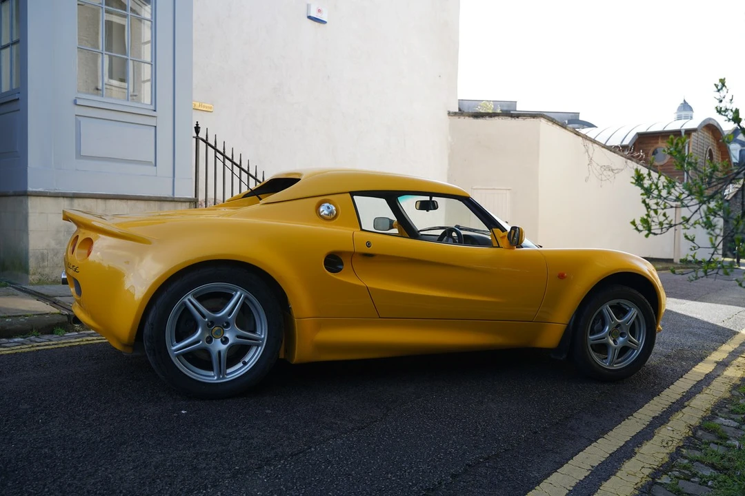 1998 Lotus Elise Series 1 - Image 19 of 30