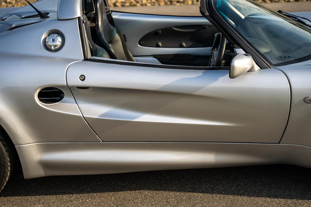 1998 Lotus Elise Series 1 - Image 29 of 31