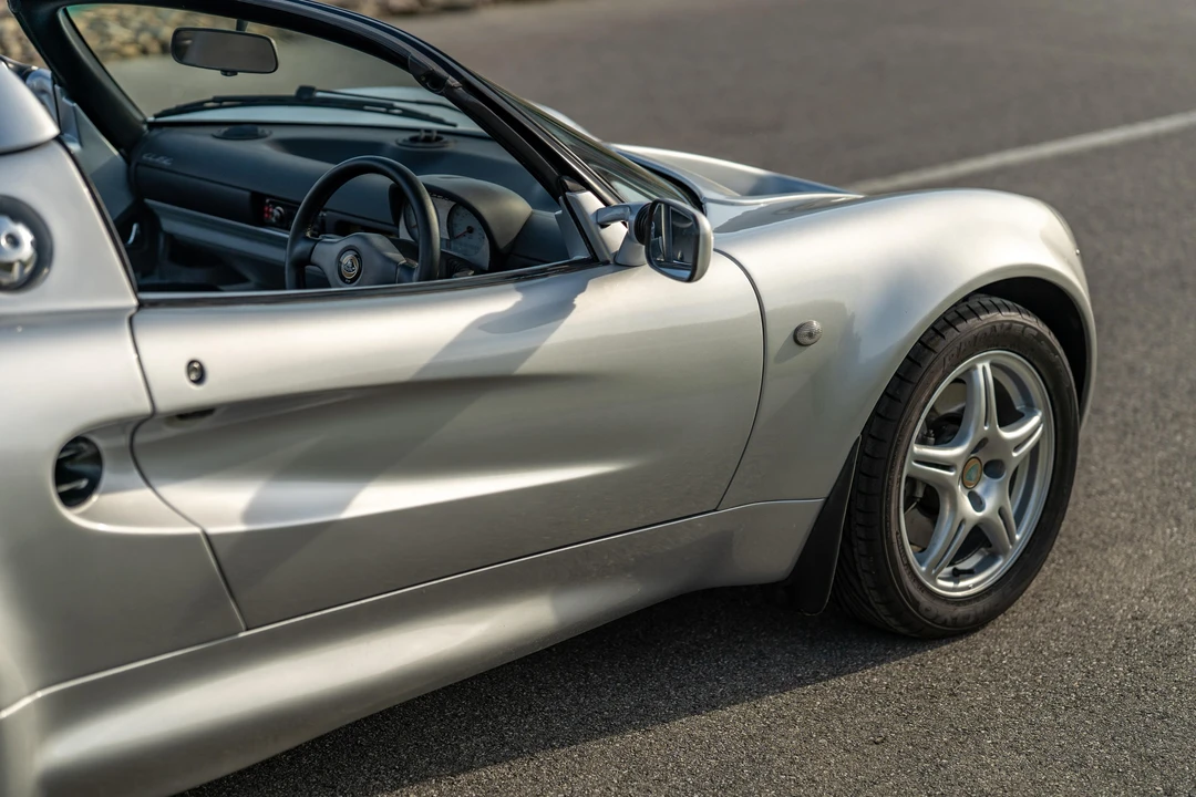 1998 Lotus Elise Series 1 - Image 28 of 31