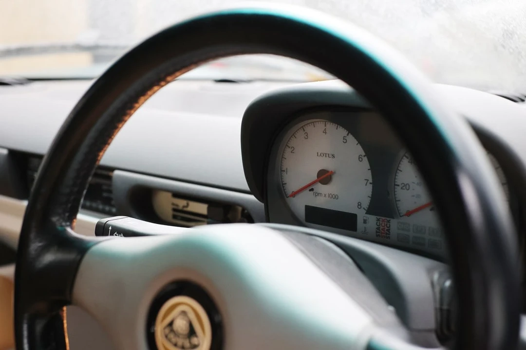 1998 Lotus Elise Series 1 - Image 28 of 30