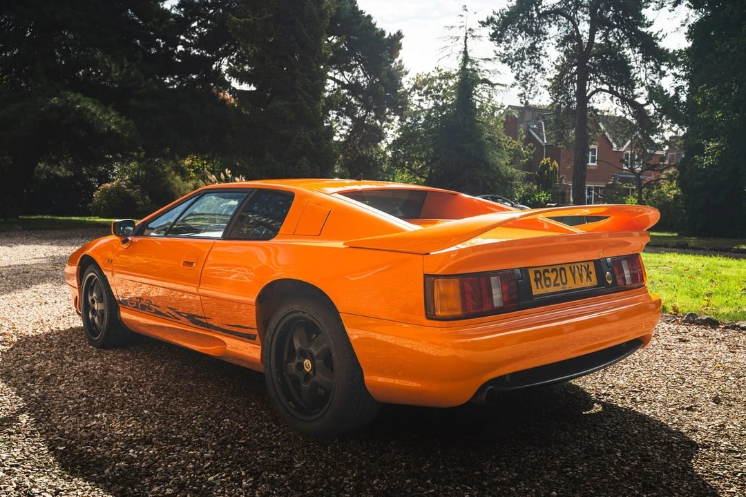 1998 Lotus Esprit Series 4 - Image 9 of 30