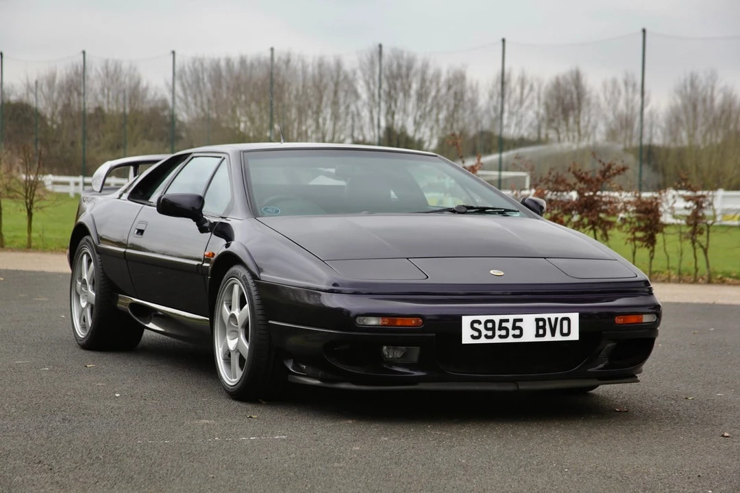 1998 Lotus Esprit Series 4 - Image 17 of 30