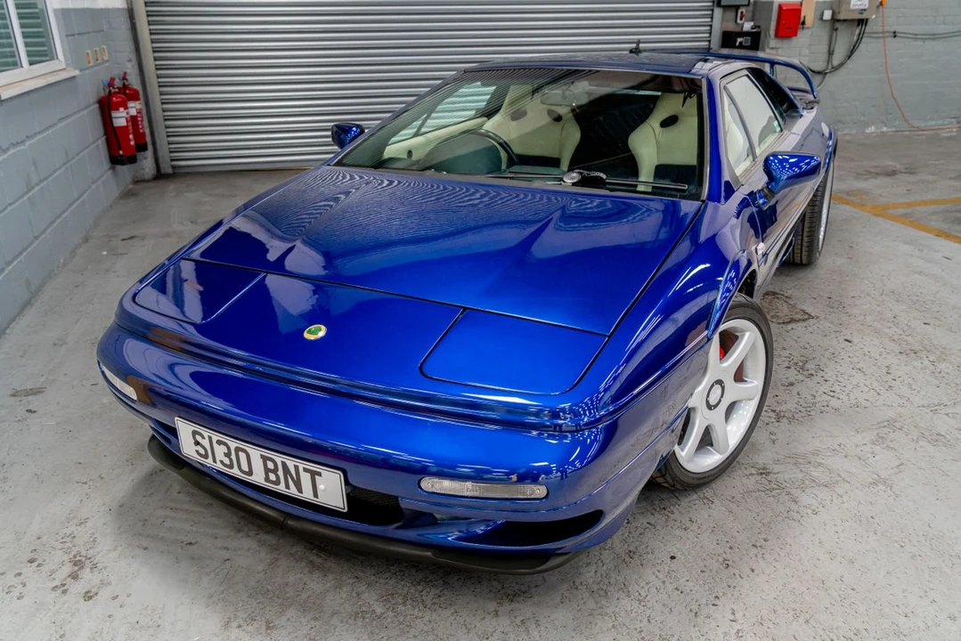 1998 Lotus Esprit Series 4 - Image 9 of 30