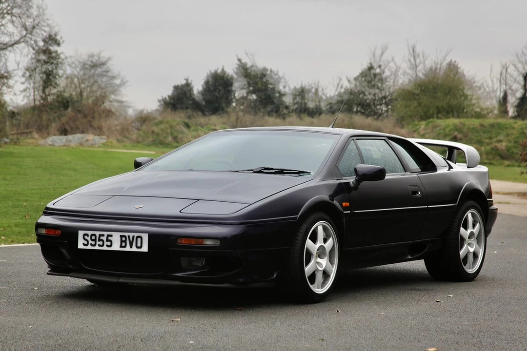 1998 Lotus Esprit Series 4 - Image 14 of 30