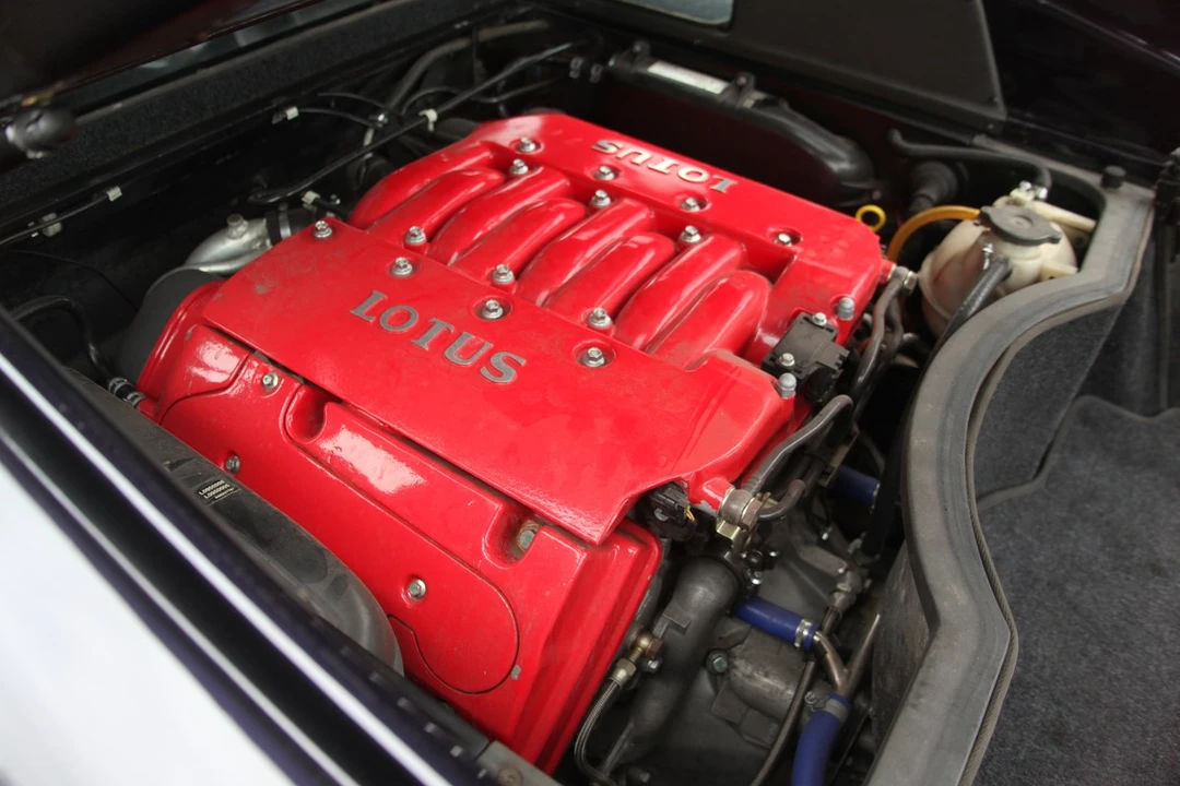 1998 Lotus Esprit Series 4 - Image 10 of 30