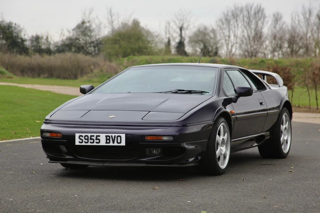 1998 Lotus Esprit Series 4 - Image 16 of 30