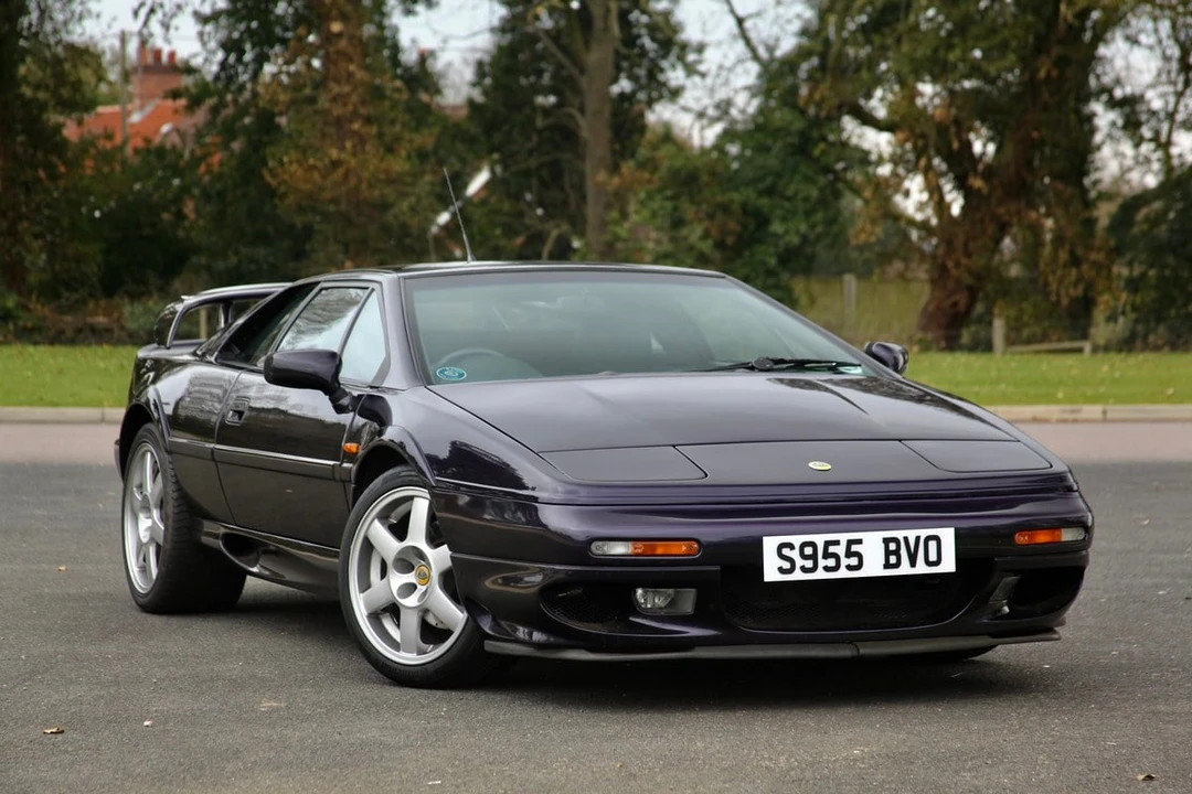 1998 Lotus Esprit Series 4 - Image 11 of 30