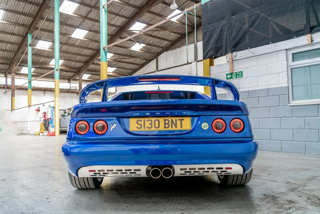 1998 Lotus Esprit Series 4 - Image 14 of 30