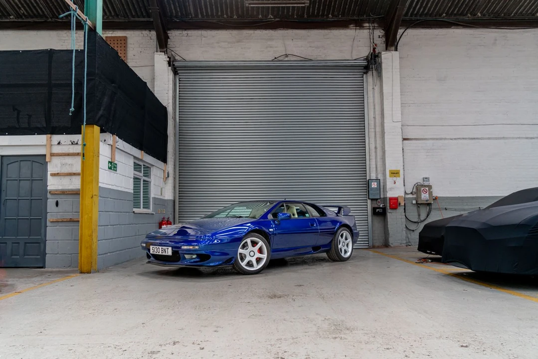 1998 Lotus Esprit Series 4 - Image 5 of 30