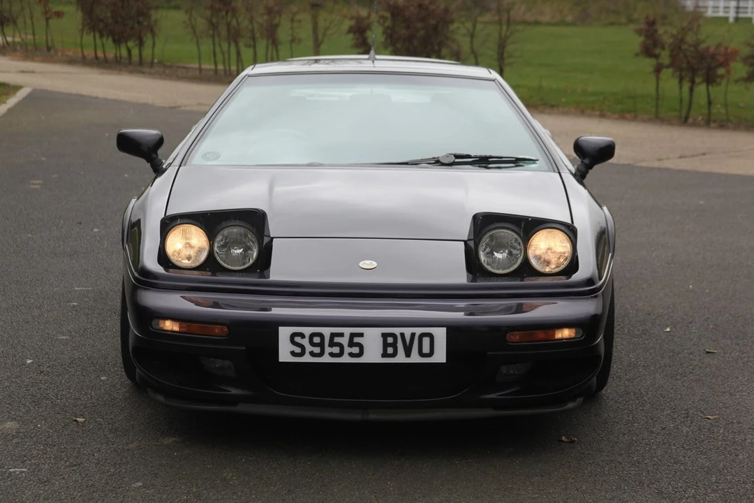 1998 Lotus Esprit Series 4 - Image 28 of 30