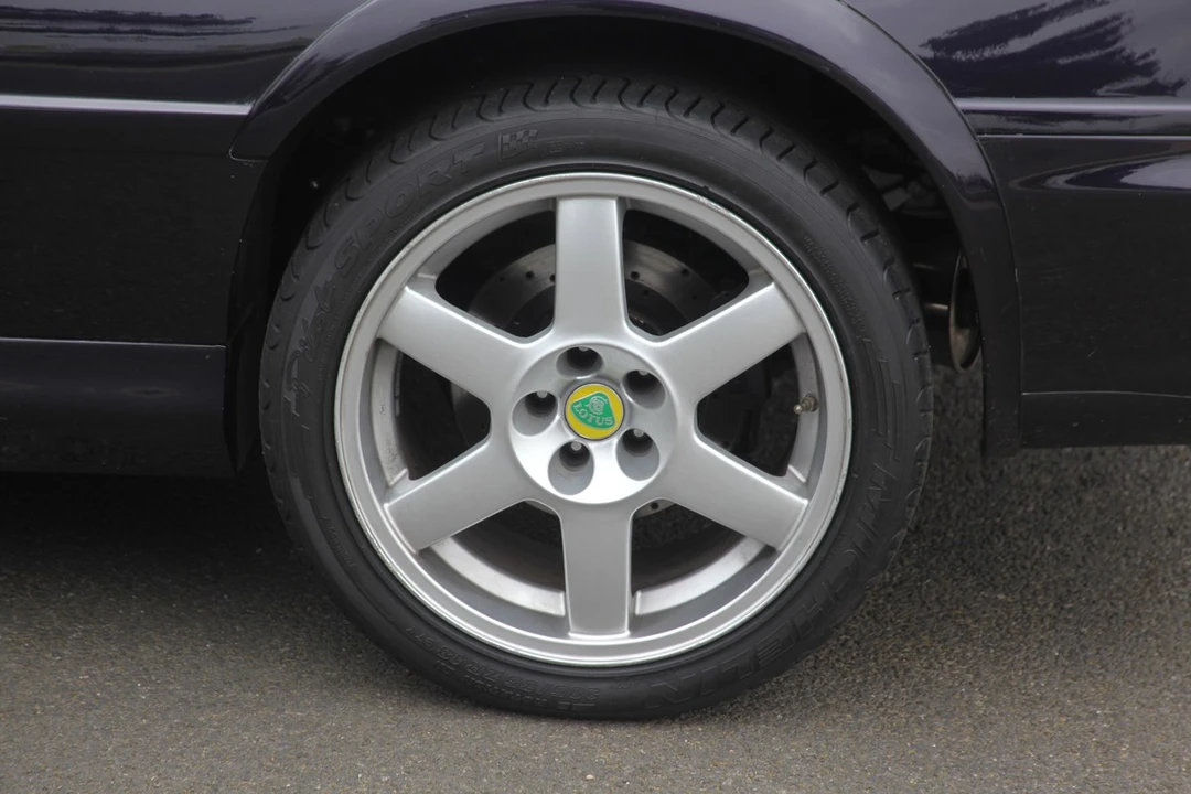 1998 Lotus Esprit Series 4 - Image 8 of 30