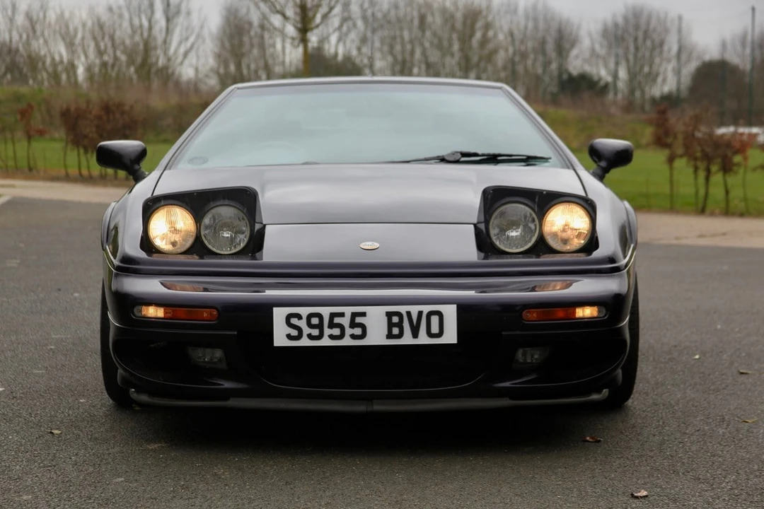 1998 Lotus Esprit Series 4 - Image 29 of 30