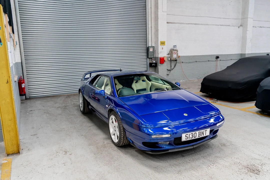 1998 Lotus Esprit Series 4 - Image 2 of 30