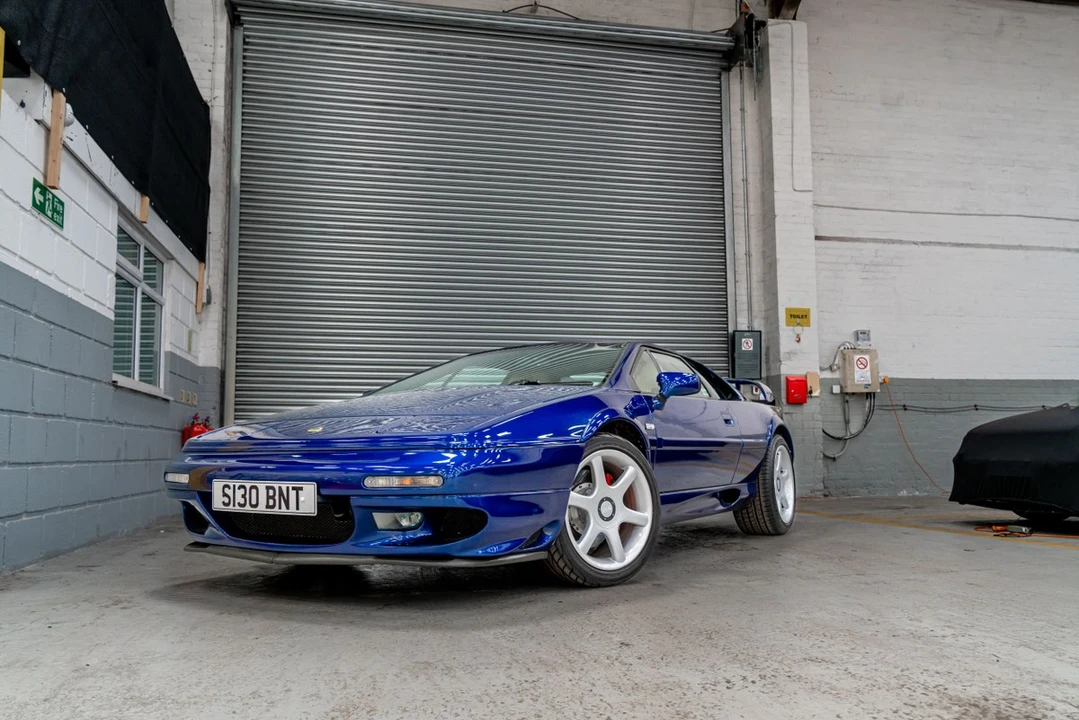 1998 Lotus Esprit Series 4 - Image 8 of 30