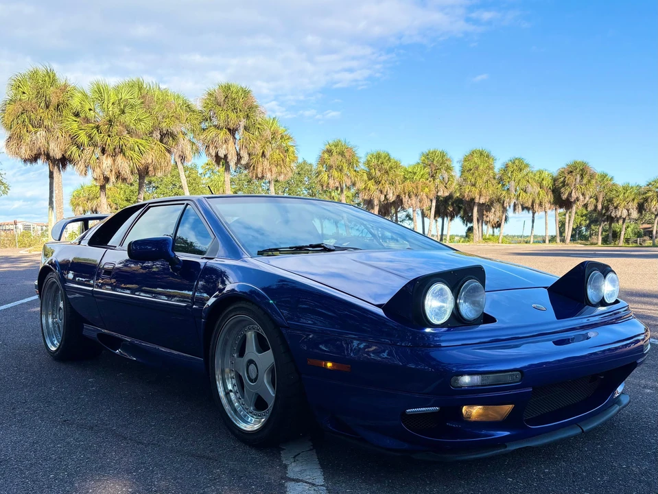 1998 Lotus Esprit Series 4 - Image 14 of 31