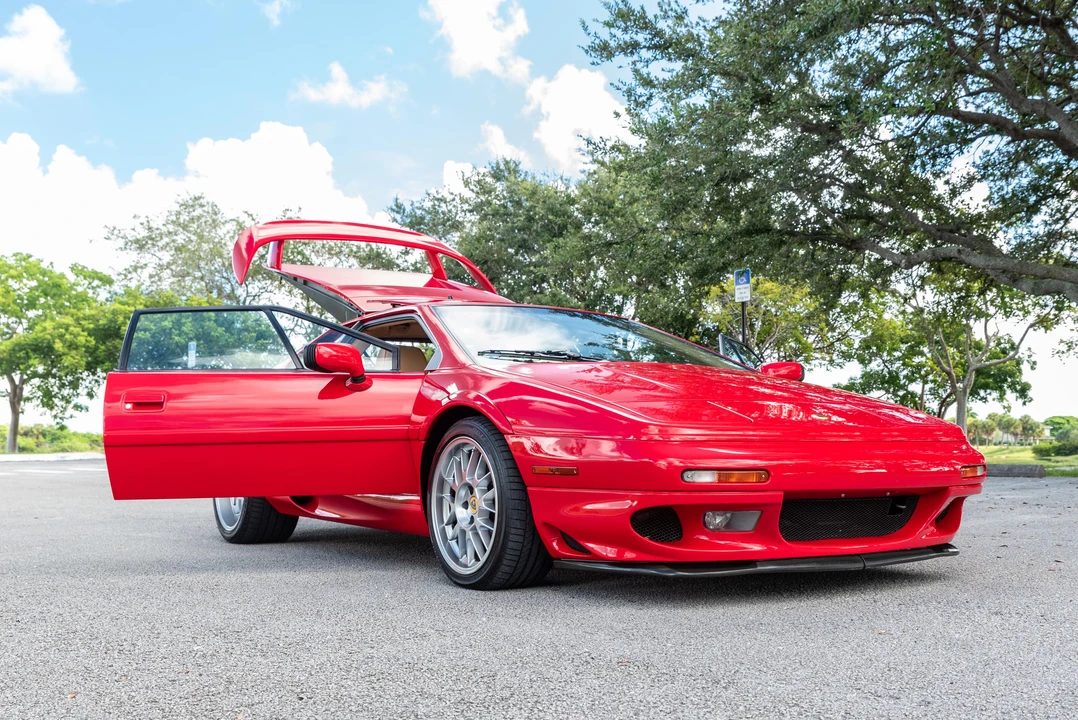1998 Lotus Esprit Series 4 - Image 11 of 31