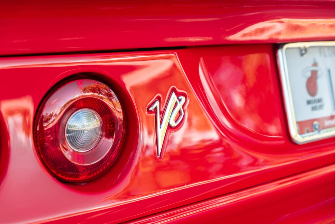 1998 Lotus Esprit Series 4 - Image 24 of 31
