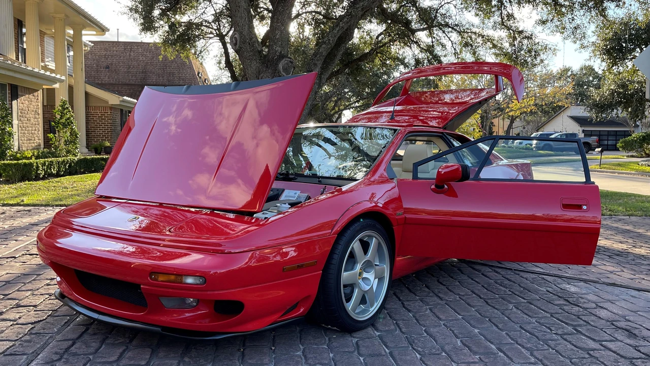 1998 Lotus Esprit Series 4 - Image 24 of 25