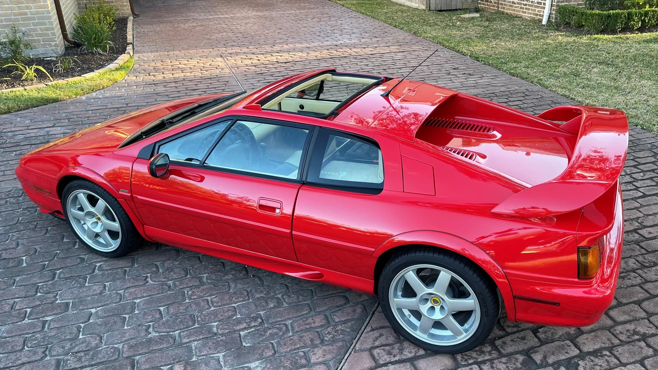 1998 Lotus Esprit Series 4 - Image 11 of 25