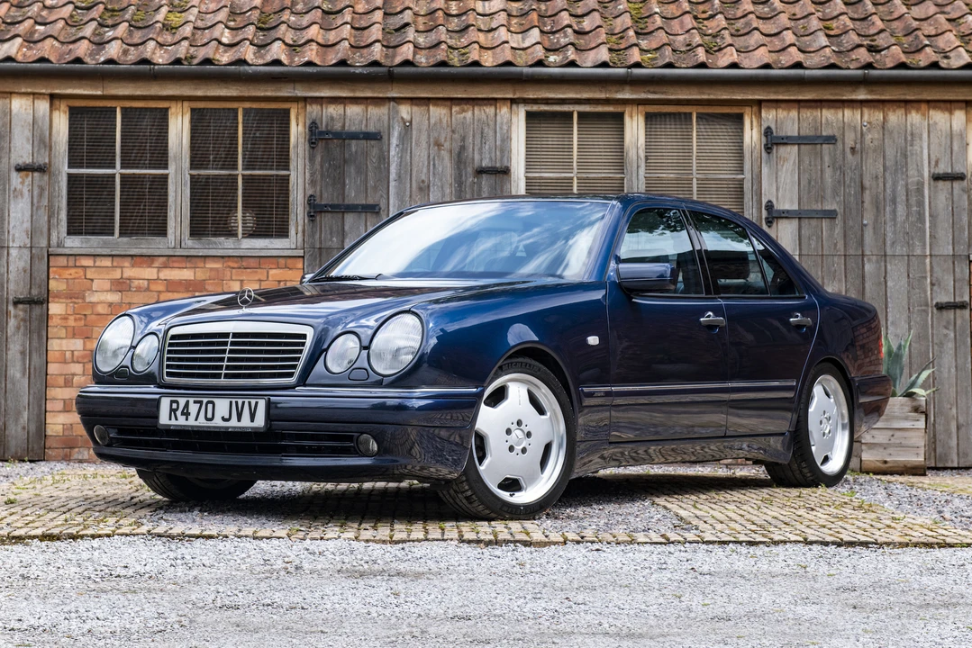 1998 Mercedes-Benz W210 E 36 & E 50 & E 55 & E 60 AMG - Image 2 of 31