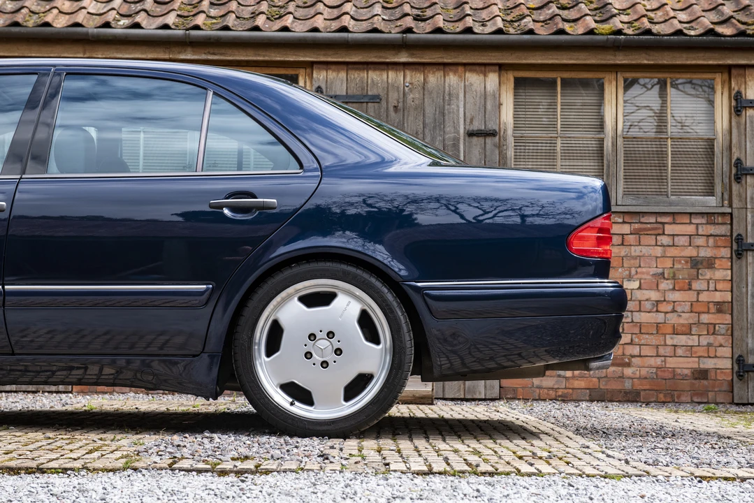 1998 Mercedes-Benz W210 E 36 & E 50 & E 55 & E 60 AMG - Image 20 of 31