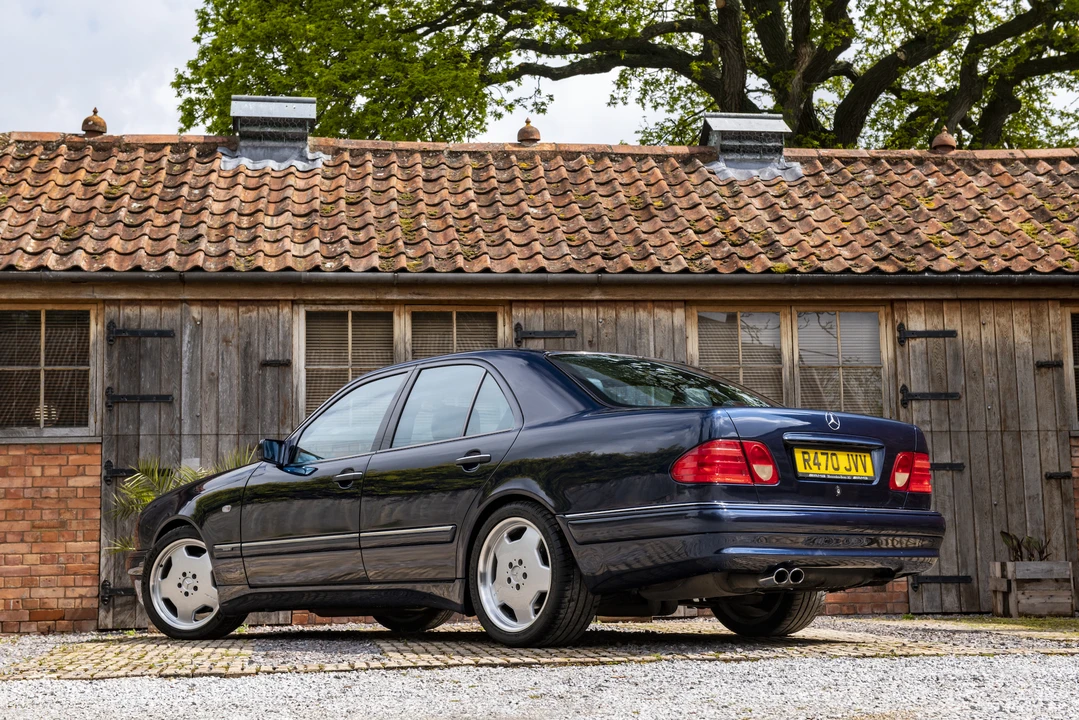 1998 Mercedes-Benz W210 E 36 & E 50 & E 55 & E 60 AMG - Image 24 of 31