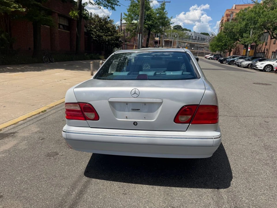 1998 Mercedes-Benz W210 E-Class - Image 4 of 19