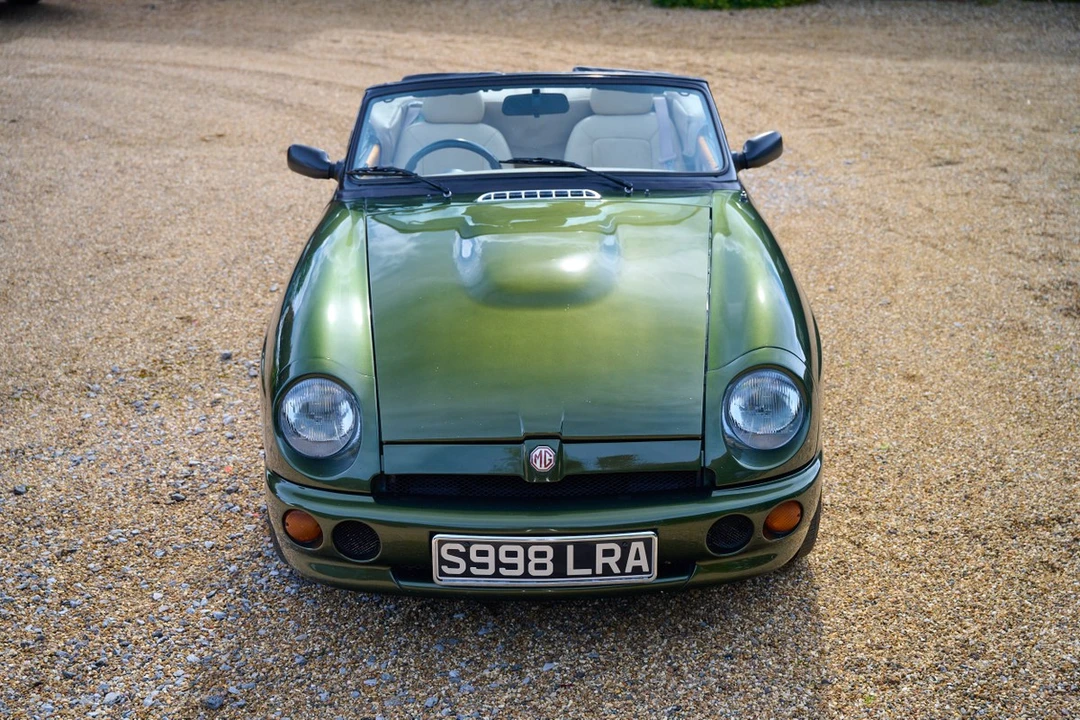 1998 MG RV8 - Image 14 of 30